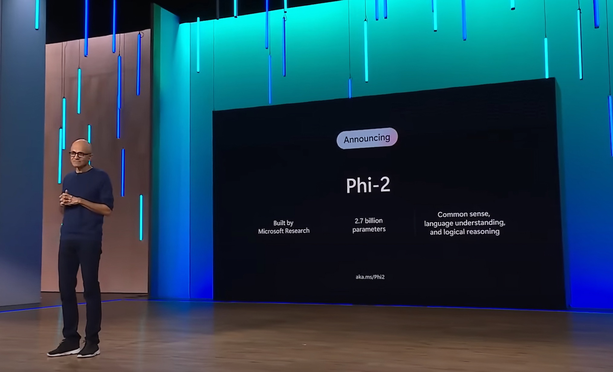 Microsoft unveils 2.7B parameter language model Phi-2 - Artificial Intelligence - News